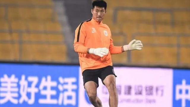 他都有可圈, 后门将在鲁