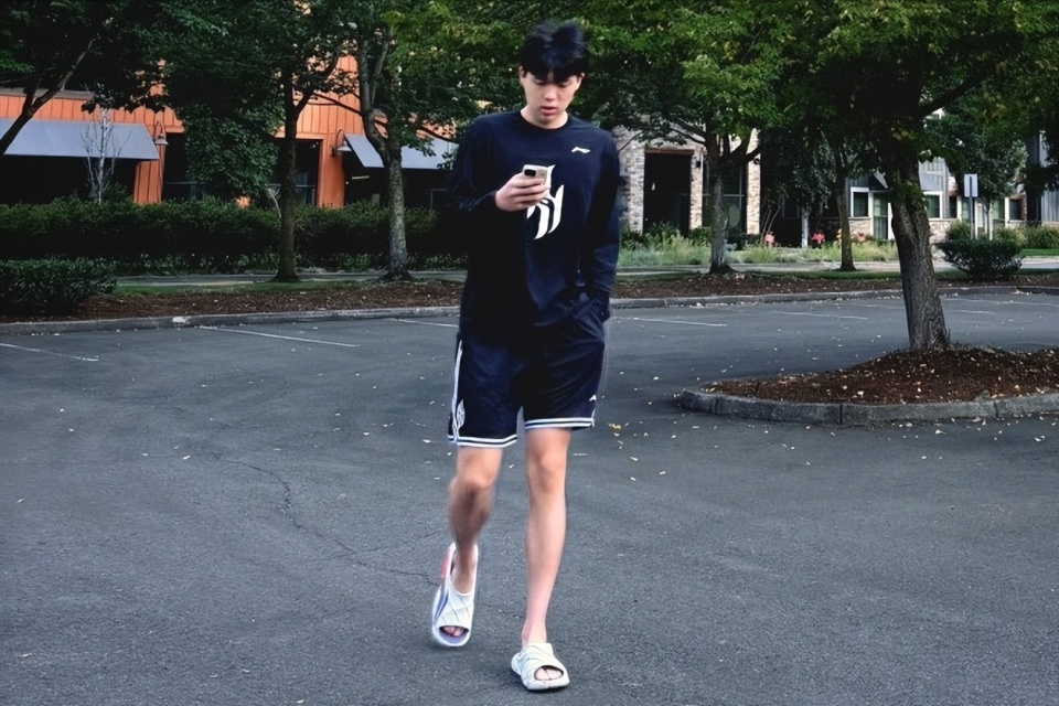 挺不容易的, 三分 挺不容易的, 三分