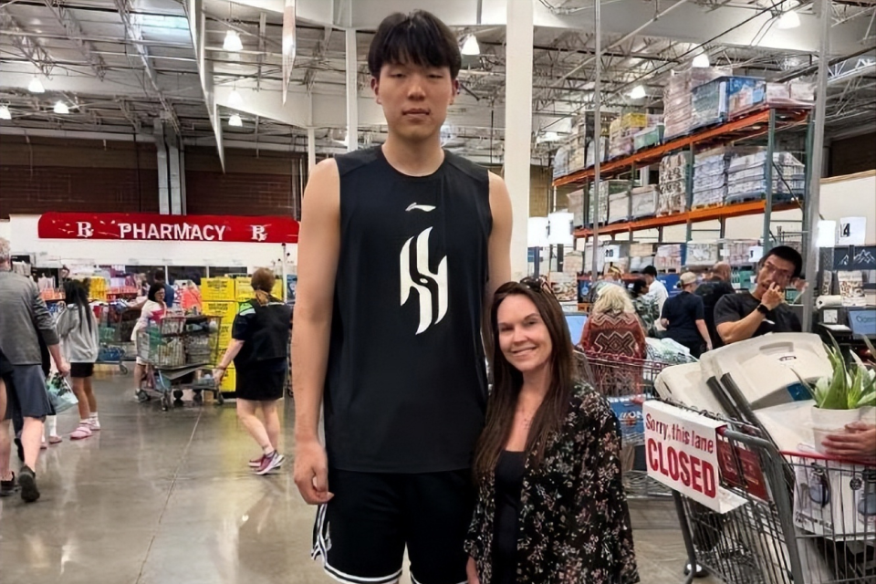 季都为他加, 意境, 篮板 季都为他加, 意境, 篮板