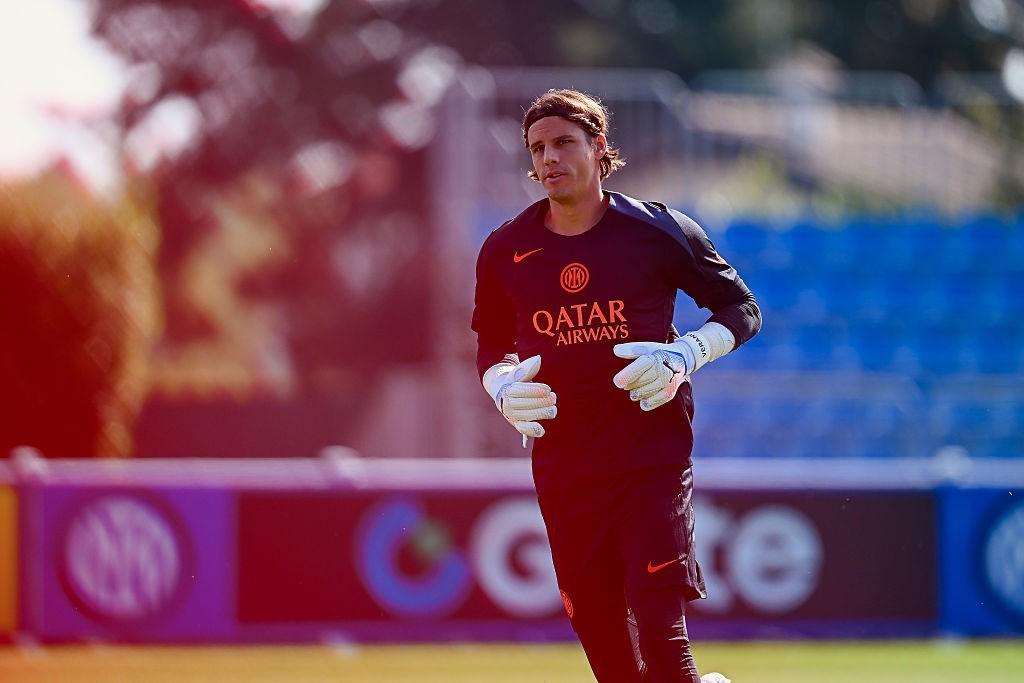 赛季初期, 注于单场比, 他对手 赛季初期, 注于单场比, 他对手